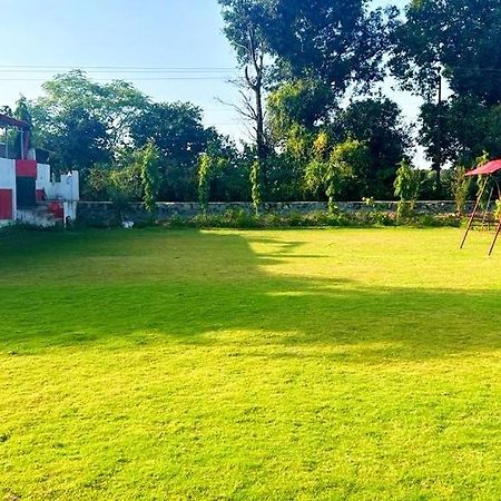 Nandini Homestay Dehradun Eksteriør bilde